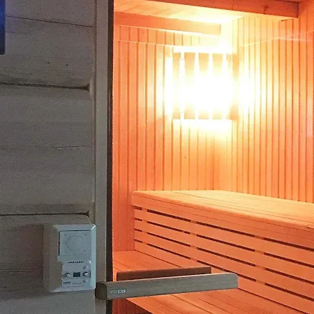 Holiday Home Kroderen 度假居 *